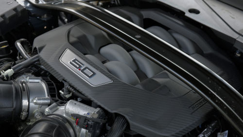 FORD MUSTANG FASTBACK 5.0 V8 GT 2dr view 16